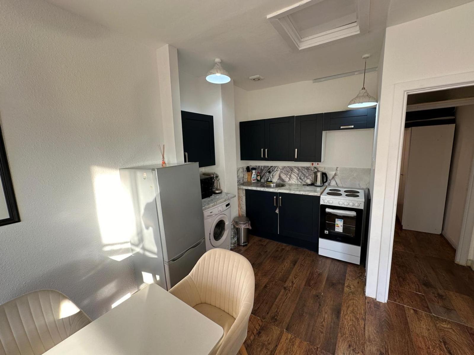 One Bed Victorian Flat,10 Min Walk To Paddington, Sleeps 4, Pet-Friendly Apartamento Londres Exterior foto